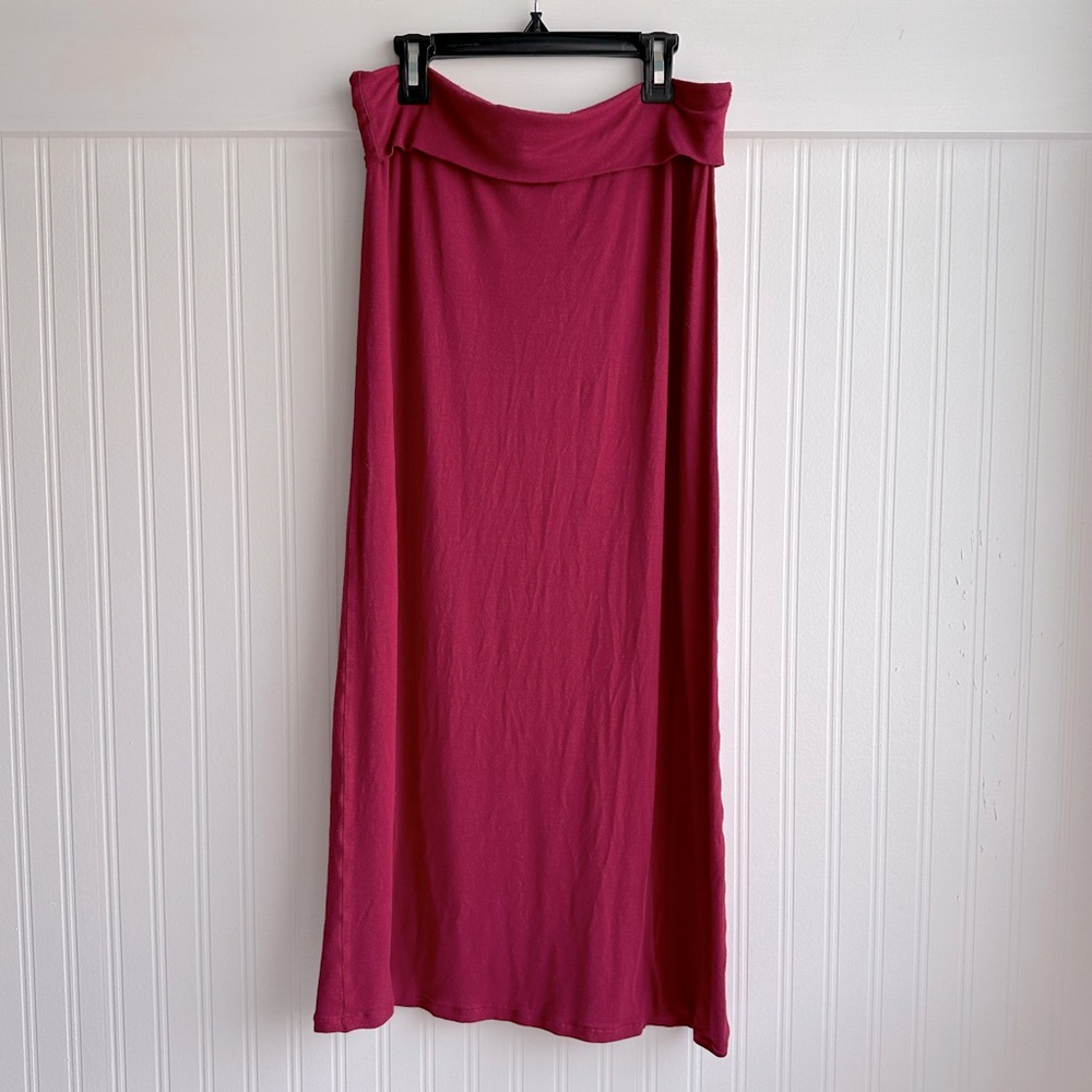 Rue 21 burgundy jersey maxi skirt with fold over yoga waist